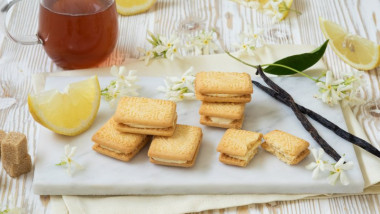 SCHÄR Печенье с кремовой начинкой Custard Creams 125г — 65fit